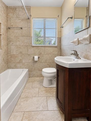 701 PALMER STREET, Orlando, FL 32801