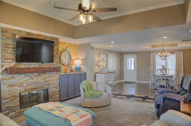 13623 S 18th Place, Bixby, OK 74008