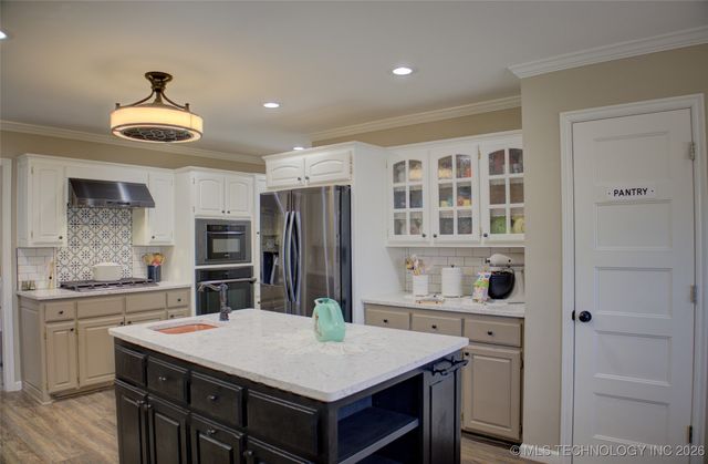 13623 S 18th Place, Bixby, OK 74008