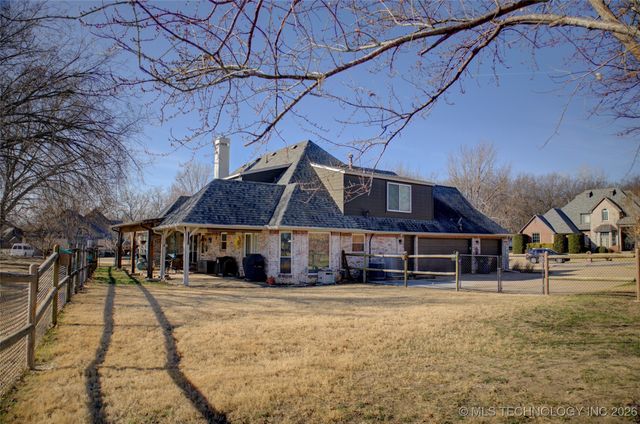 13623 S 18th Place, Bixby, OK 74008