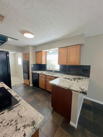 21314 Highland Knolls Drive, Katy, TX 77450