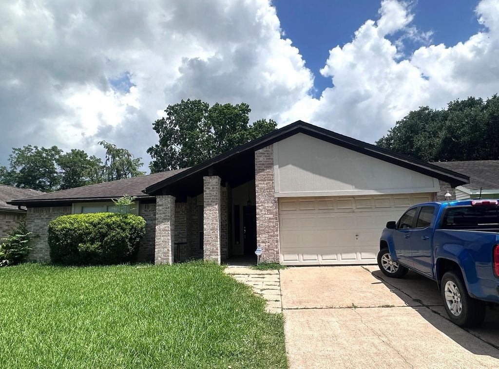 21314 Highland Knolls Drive, Katy, TX 77450