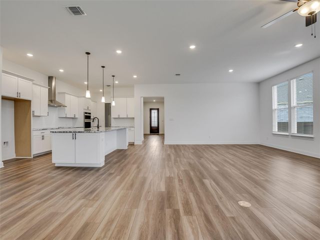 412 Copperleaf CV, Marble Falls, TX 78654