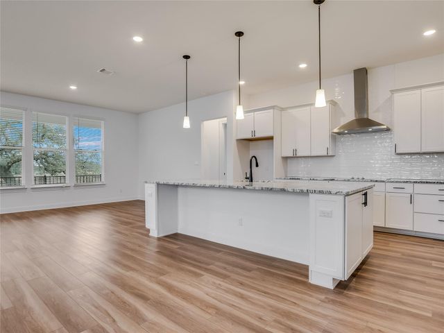 412 Copperleaf CV, Marble Falls, TX 78654