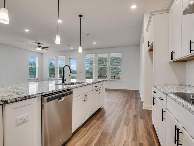 412 Copperleaf CV, Marble Falls, TX 78654