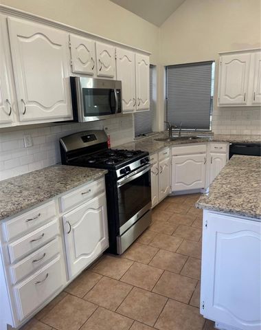 1505 Mission Ridge Trail, Carrollton, TX 75007