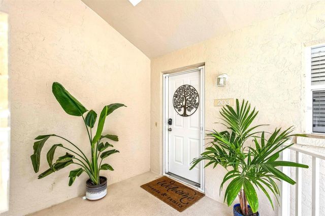 7266 ELEANOR CIRCLE 203, Sarasota, FL 34243