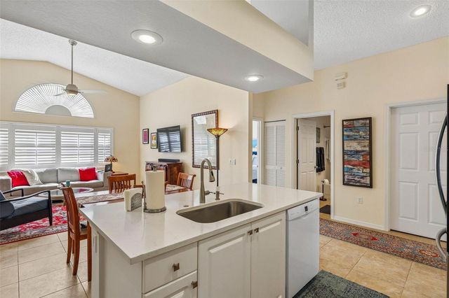 7266 ELEANOR CIRCLE 203, Sarasota, FL 34243