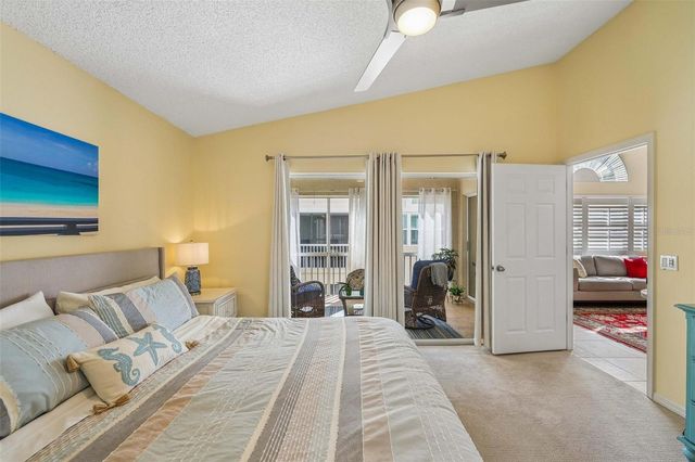 7266 ELEANOR CIRCLE 203, Sarasota, FL 34243