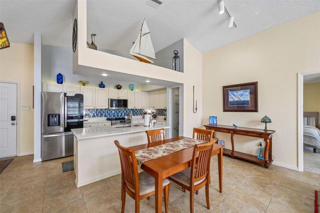 7266 ELEANOR CIRCLE 203, Sarasota, FL 34243