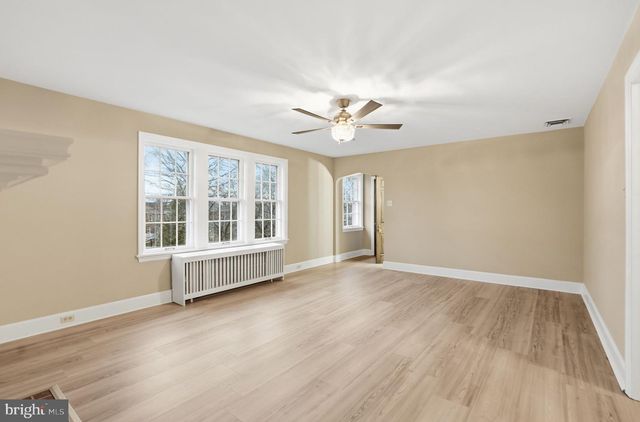 120 E IRVIN AVE, Hagerstown, MD 21742