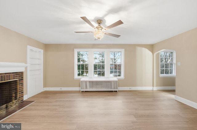 120 E IRVIN AVE, Hagerstown, MD 21742