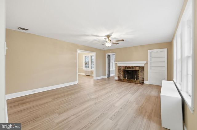 120 E IRVIN AVE, Hagerstown, MD 21742