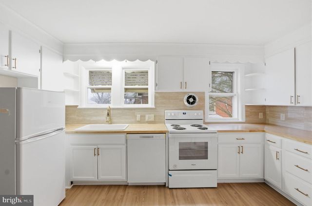 120 E IRVIN AVE, Hagerstown, MD 21742