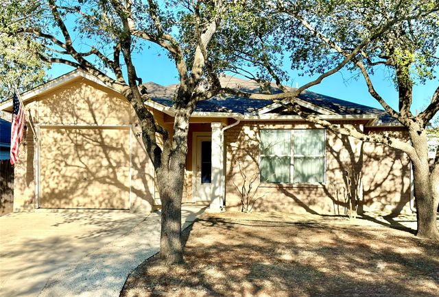 363 Copper Mountain, New Braunfels, TX 78130