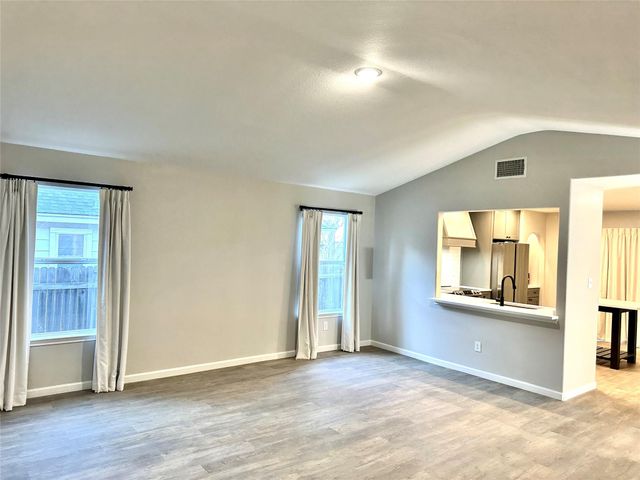 363 Copper Mountain, New Braunfels, TX 78130