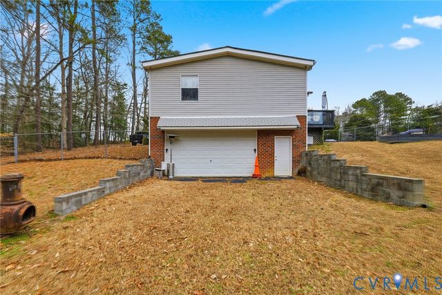 5009 Studley Rd, Mechanicsville, VA 23116