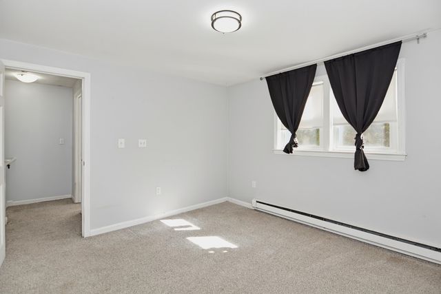 1R Maurice Road, Derry, NH 03038