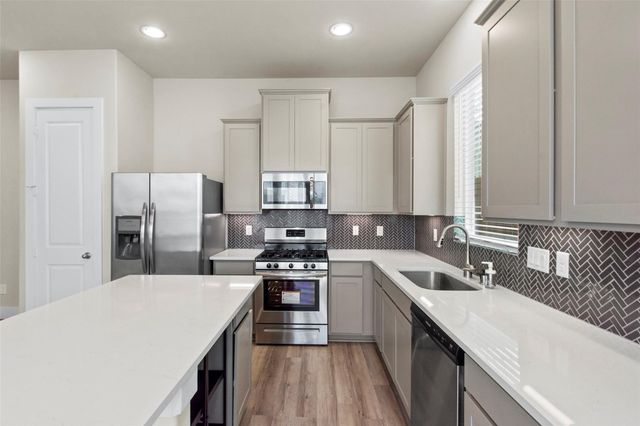 9012 Lonestar Creekbend Lane, Houston, TX 77080