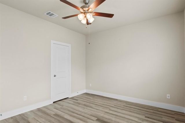 9012 Lonestar Creekbend Lane, Houston, TX 77080