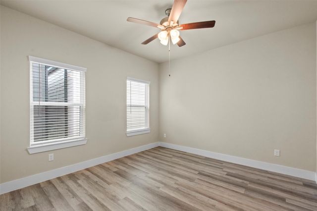 9012 Lonestar Creekbend Lane, Houston, TX 77080
