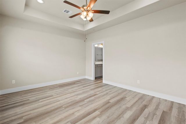 9012 Lonestar Creekbend Lane, Houston, TX 77080