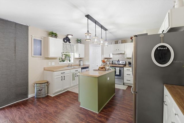 9508 N DAWNFLOWER AVENUE, Crystal River, FL 34428