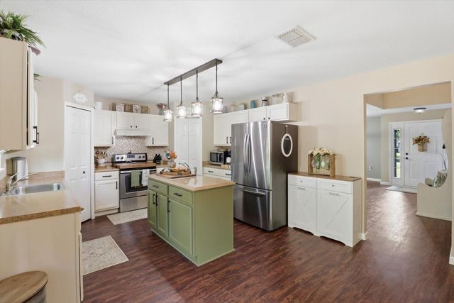 9508 N DAWNFLOWER AVENUE, Crystal River, FL 34428