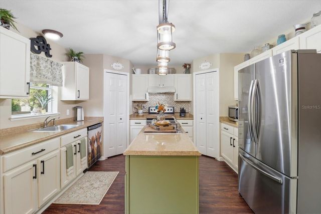 9508 N DAWNFLOWER AVENUE, Crystal River, FL 34428