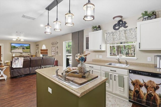 9508 N DAWNFLOWER AVENUE, Crystal River, FL 34428