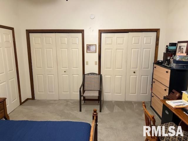 3105 W SUNSET Drive, Carbondale, IL 62901