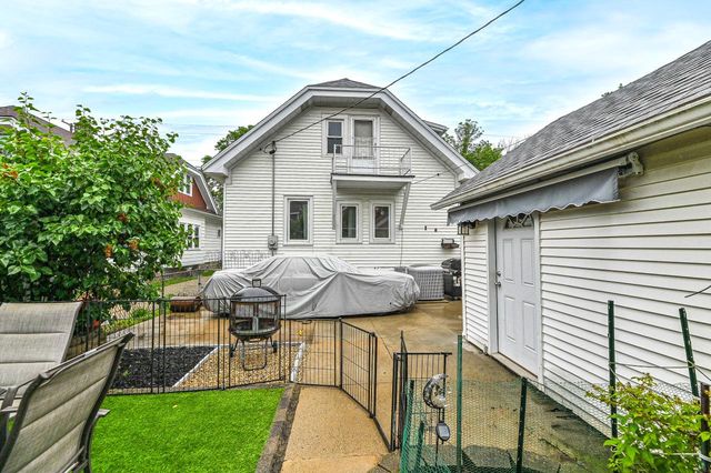 6535 Vista AVENUE, Wauwatosa, WI 53213