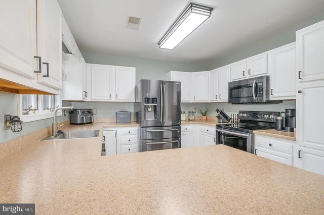 127 ARROWHEAD RIDGE, Hedgesville, WV 25427