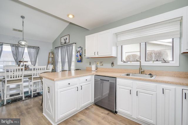 127 ARROWHEAD RIDGE, Hedgesville, WV 25427