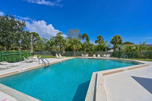 2915 61ST STREET W, Bradenton, FL 34209