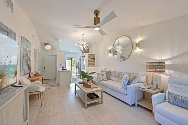 2915 61ST STREET W, Bradenton, FL 34209