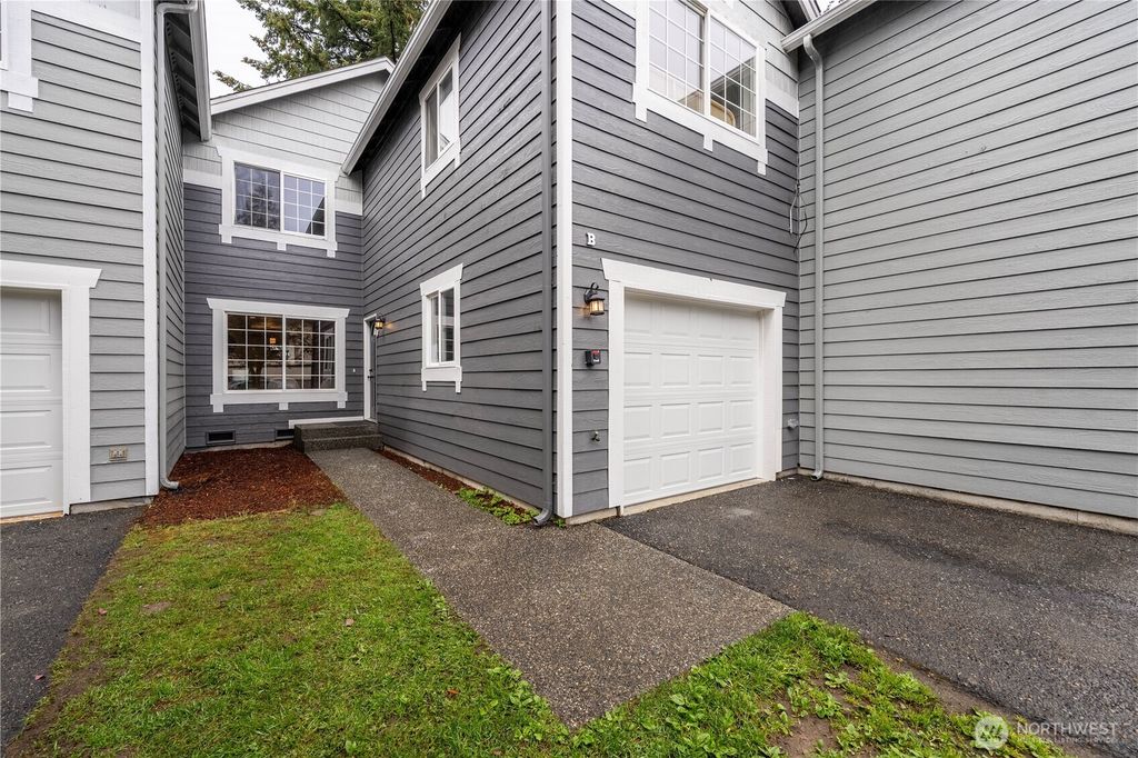 6916 Rainier Drive #B, Everett, WA 98203
