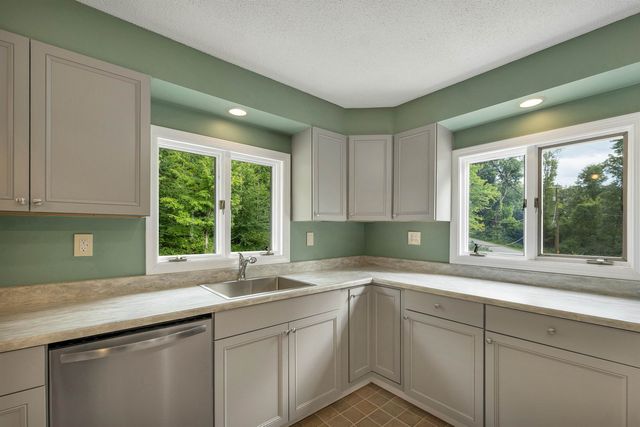 290 Jamestown Road, Belmont, NH 03220