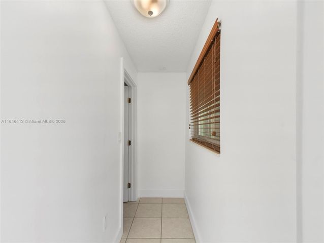 5203 SW 128th Pl, Miami, FL 33175