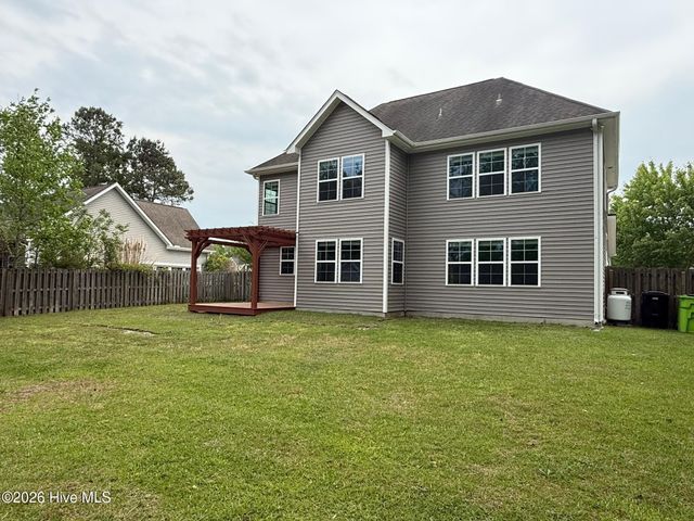 154 Mardella Way, Holly Ridge, NC 28445