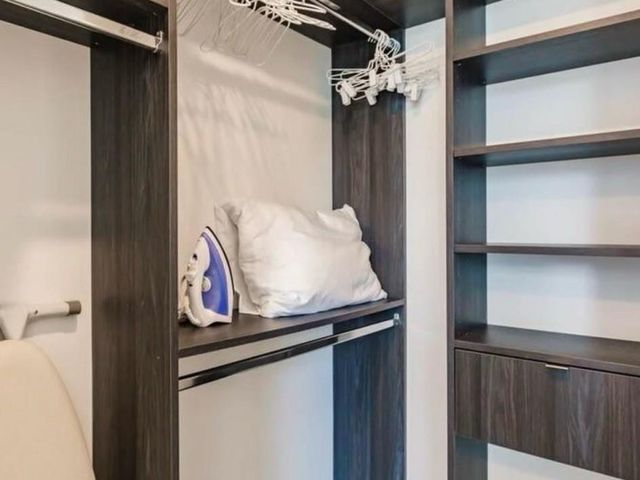 227 NE 2 Nd 2801, Miami, FL 33132