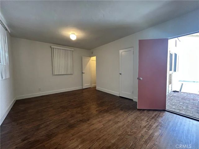 214 E Stocker B, Glendale, CA 91207