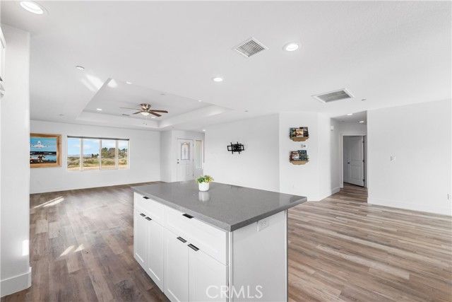 7270 Poppy, California City, CA 93505