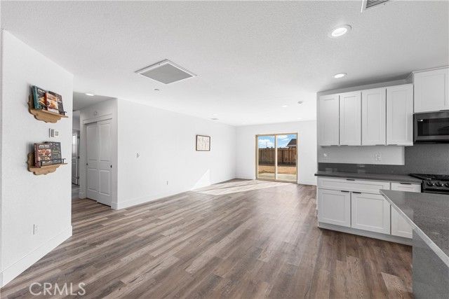 7270 Poppy, California City, CA 93505