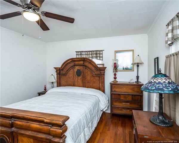 111 E McNeill Drive, Red Springs, NC 28377