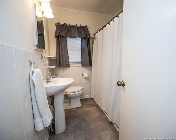 111 E McNeill Drive, Red Springs, NC 28377