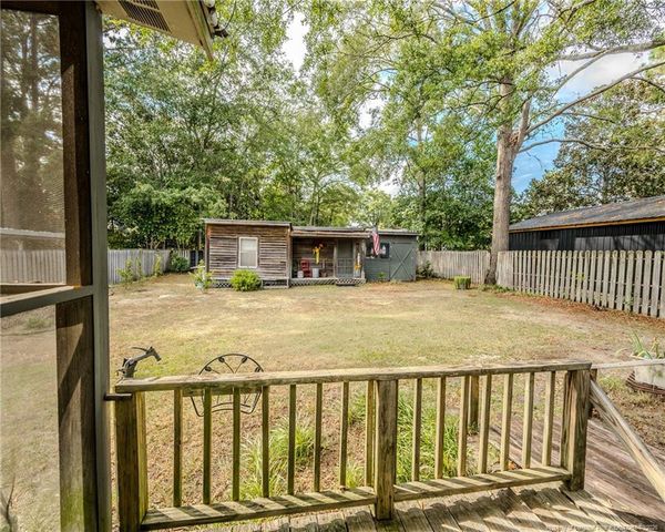 111 E McNeill Drive, Red Springs, NC 28377