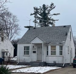 20062 WALTHAM Street, Detroit, MI 48205