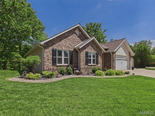 1810 Butler Boulevard, Edwardsville, IL 62025