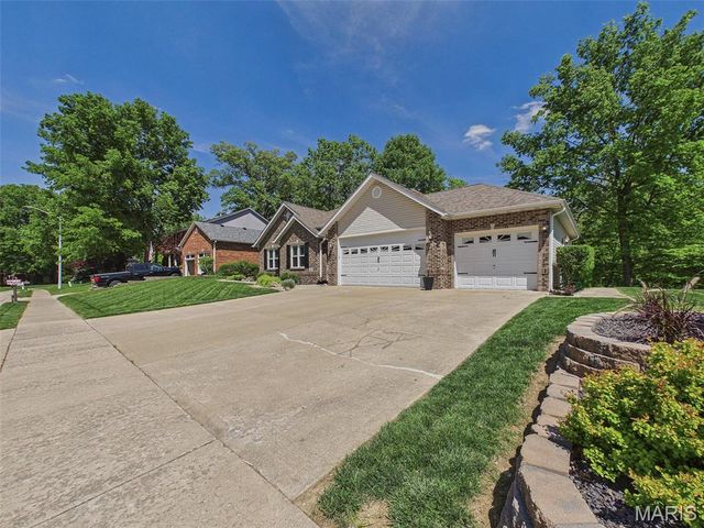 1810 Butler Boulevard, Edwardsville, IL 62025